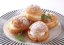 自家製リコッタチーズのシュークリーム